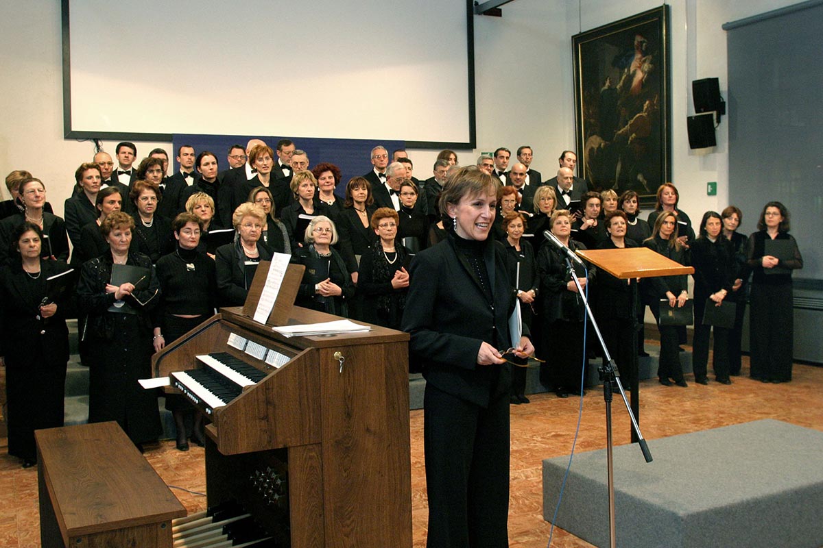 2004_01a