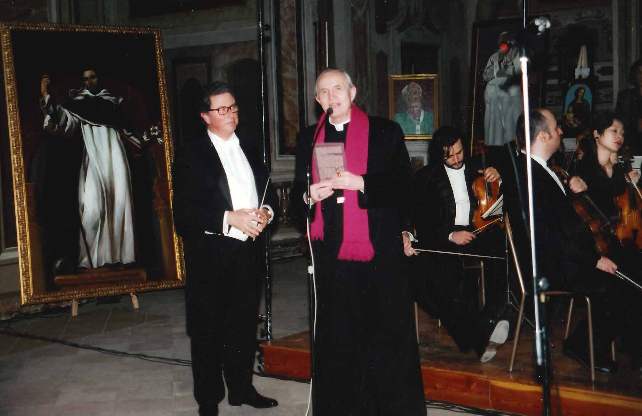 requiem a crema 4 con vescovo